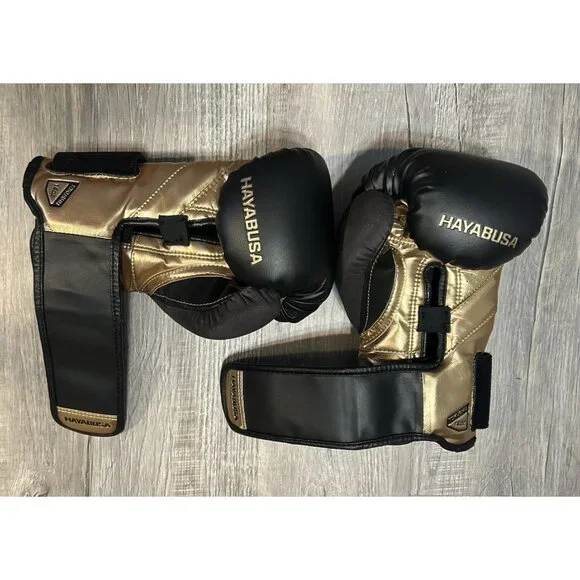 Hayabusa Gold and Black Boxing Gloves - Picture 3 of 8